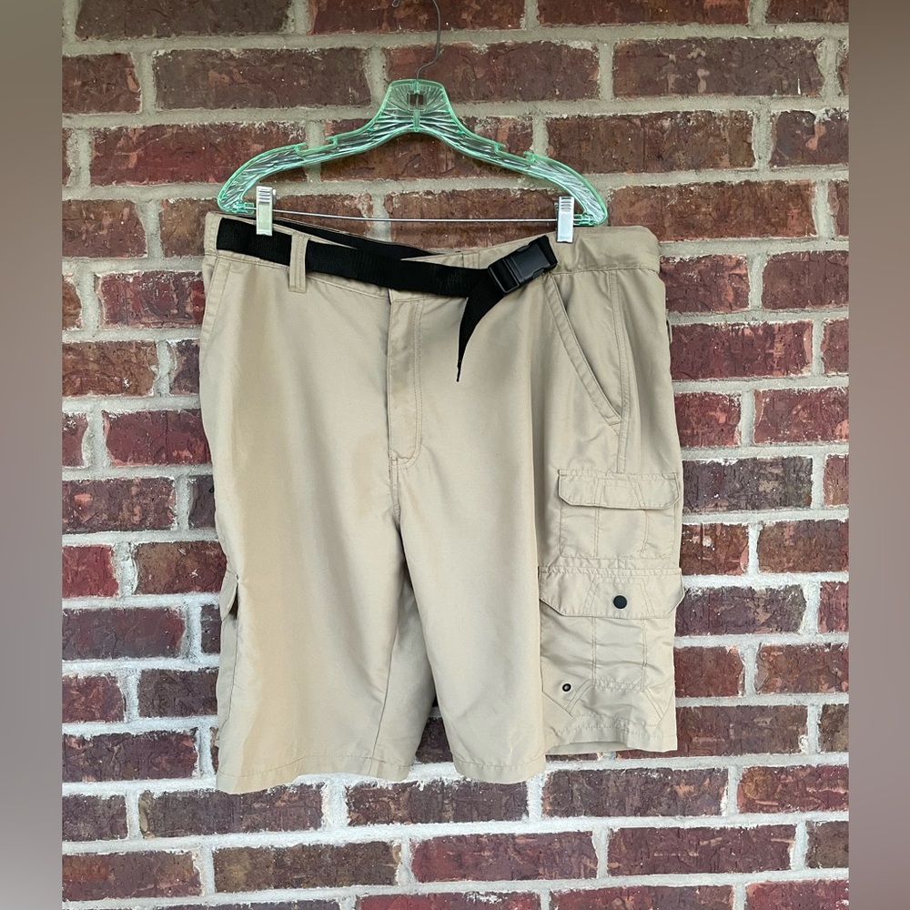 Men's Delta Khaki Denali Click Belt Lightweight Cargo Shorts Size 40